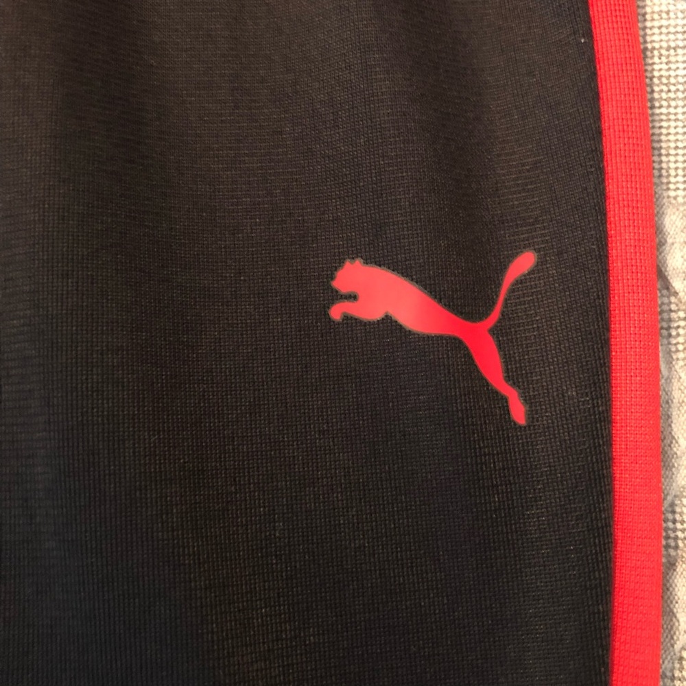 NWT PUMA Toddler Red and Black Jogger Set (12 Mos) - Picture 3 of 10